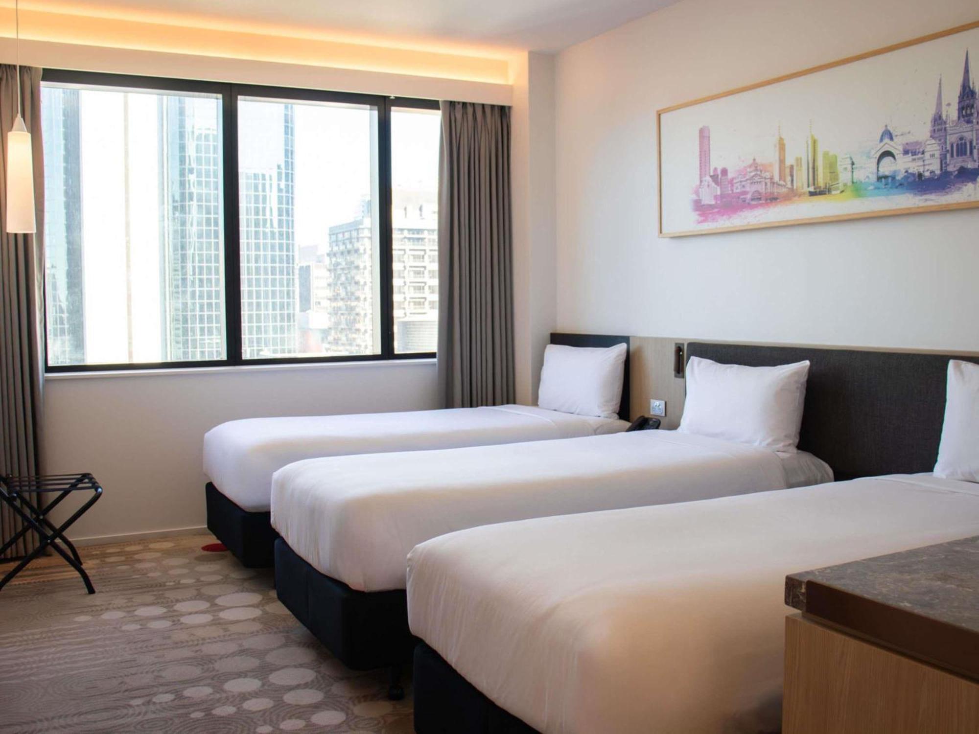 Ibis Hotel 3*
